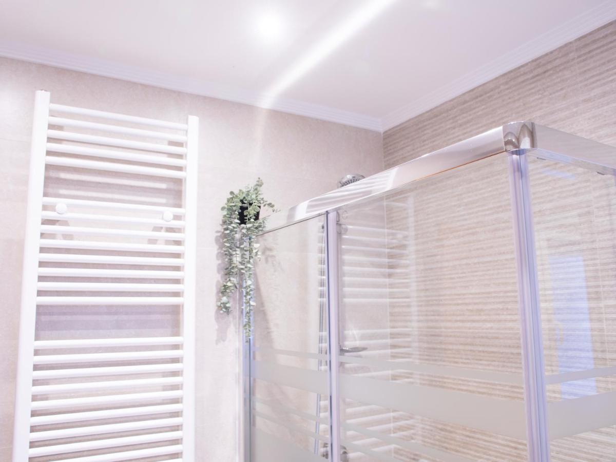 Precioso Apartamento En El Centro De Avilés Kültér fotó